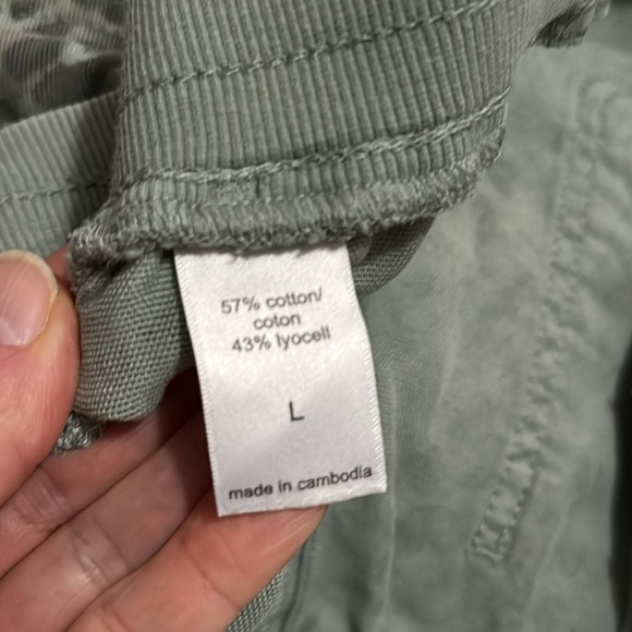 Maurice’s Shorts-Sz L-Green Camo-Cotton/Lyocell Blend-Drawstring Waist-EUC - Picture 15 of 15